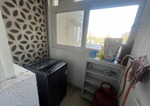 Living Room in 4 BHK Apartment at Experion Capital, Gomti Nagar – for Rent