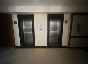 Building Lobby in 4 BHK Apartment at Experion Capital, Gomti Nagar – for Rent
