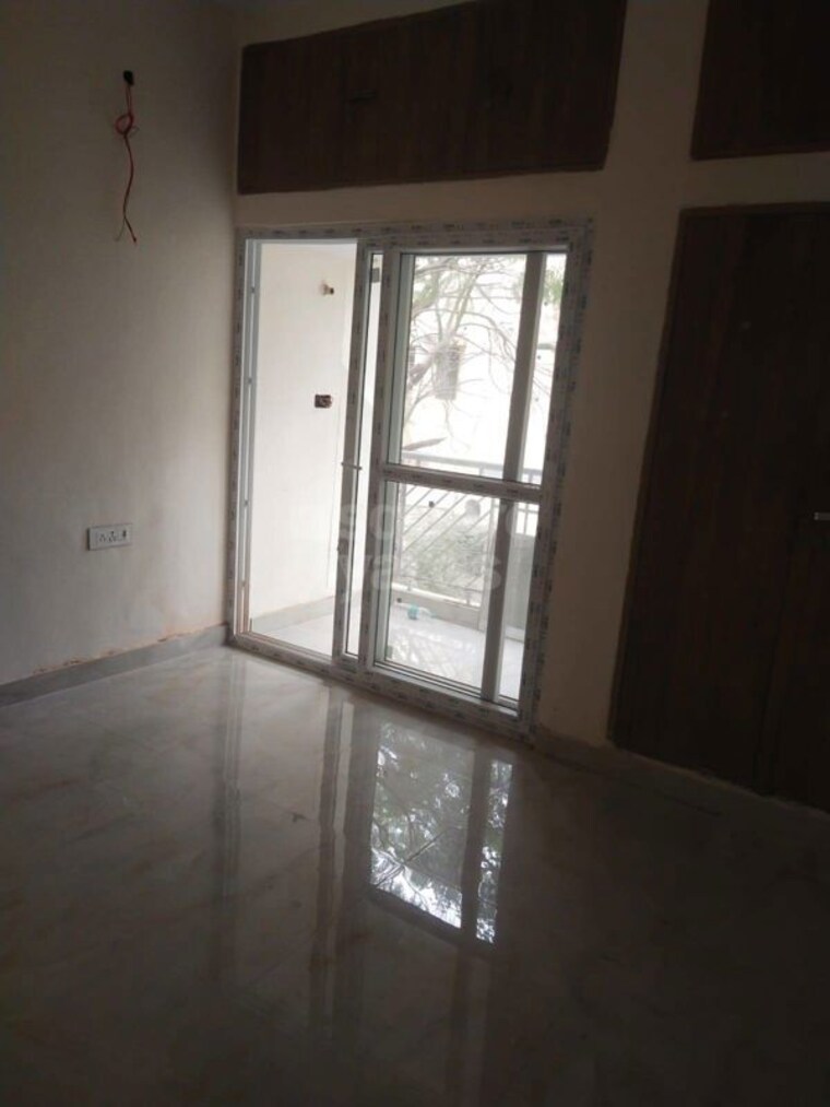 Room, shanti kunj 2.5 Bedroom 1137 Sq.Ft. Builder Floor In Shanti Kunj Delhi 10559572