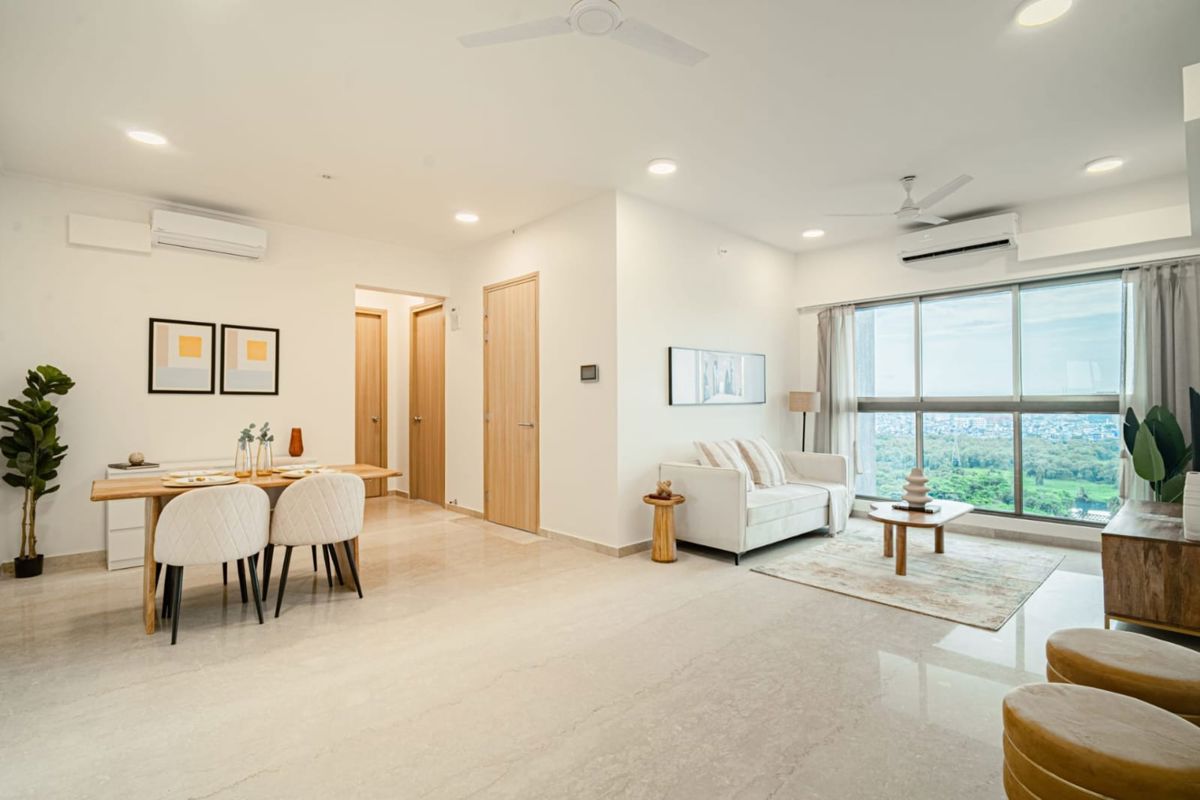 2 BHK + Store Room 1050 Sq.Ft. Apartment in Upvan Tower