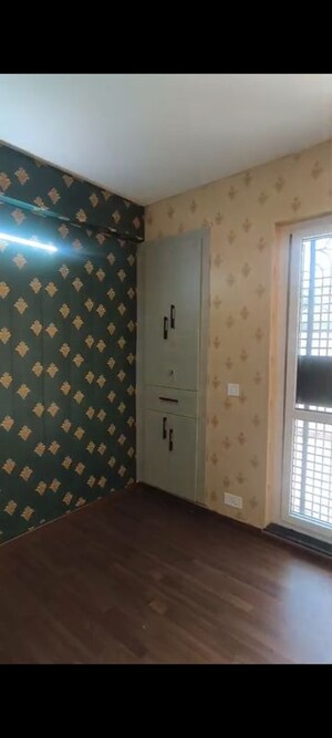Bathroom in 3 BHK Builder Floor at BPTP Park Towers, Sector 77 – for Rent