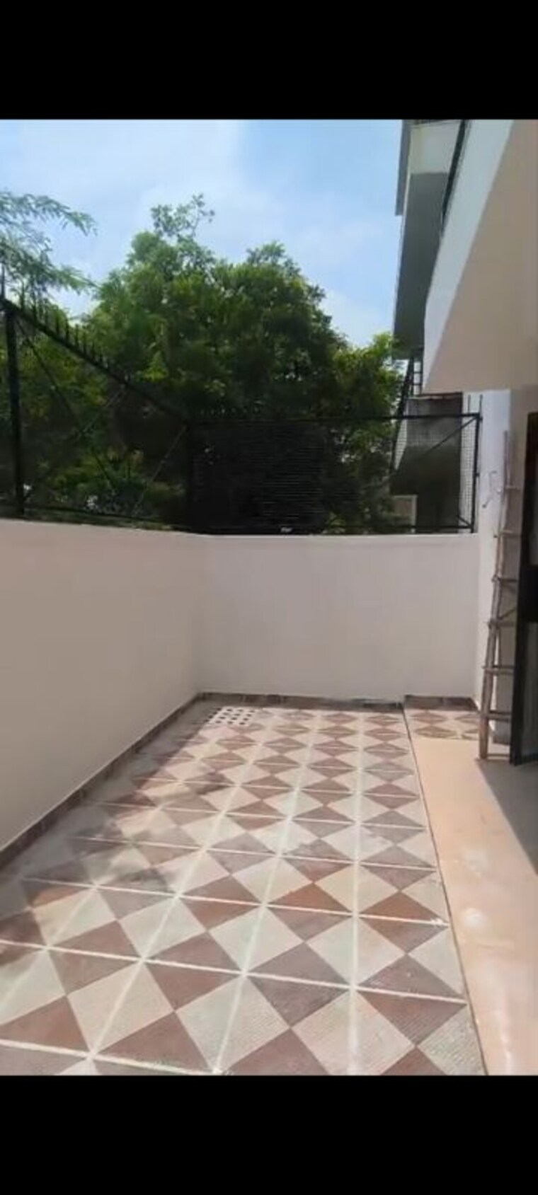 Kitchen, bptp-park-towers 3 Bedroom 1150 Sq.Ft. Builder Floor In Sector 77 Faridabad 10559585