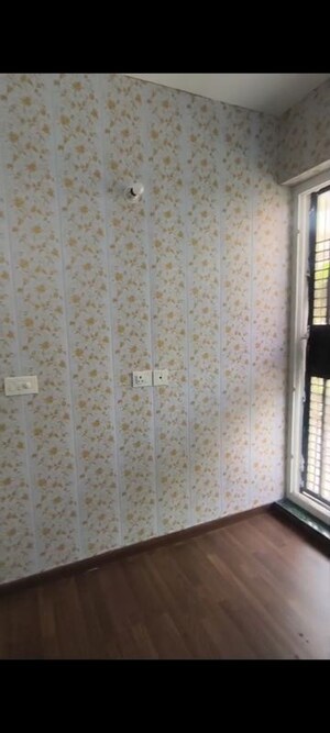 Bathroom in 3 BHK Builder Floor at BPTP Park Towers, Sector 77 – for Rent
