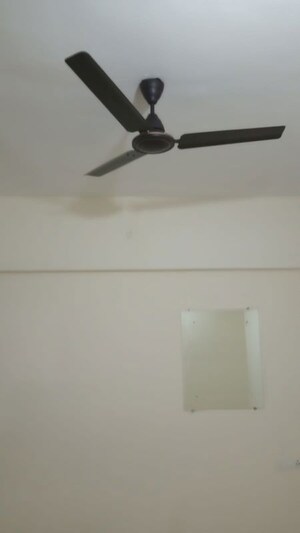Room in 1.5 BHK Apartment at 38 Park Majestique, Undri – for Rent