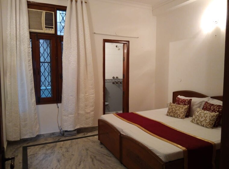 Bedroom, rwa-apartments-sector-19 2 Bedroom 1500 Sq.Ft. Builder Floor In Sector 19 Noida 10559624