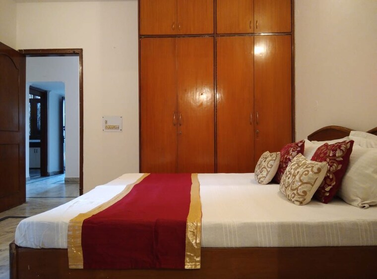 Bedroom, rwa-apartments-sector-19 2 Bedroom 1500 Sq.Ft. Builder Floor In Sector 19 Noida 10559624