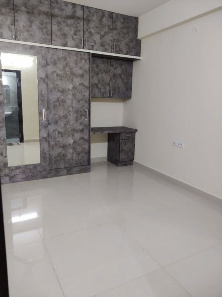 Room, garuda-park-square 2.5 Bedroom 1356 Sq.Ft. Apartment In Kr Puram Bangalore 10559633