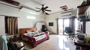Bedroom in 3 BHK Builder Floor at Hsr Layout – for Rent