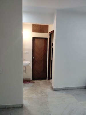 Room in 2 BHK Apartment at Powai Fortune CHS, Powai – for Rent