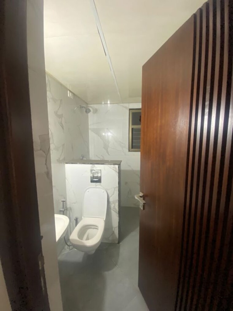 Bathroom, rrbc-parasmani-regency 4 Bedroom 2987 Sq.Ft. Apartment In Jayanagar Bangalore 10559626