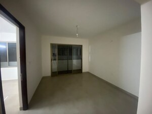 Room in 4 BHK Apartment at RRBC Parasmani Regency, Jayanagar – for Sale