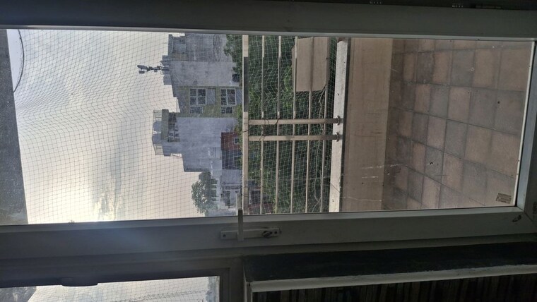 Balcony, sector 31 1 RK 330 Sq.Ft. Builder Floor In Sector 31 Gurgaon 10559775