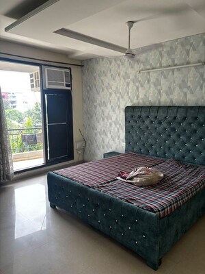Bedroom in 3 BHK Apartment at Vip Road – for Rent