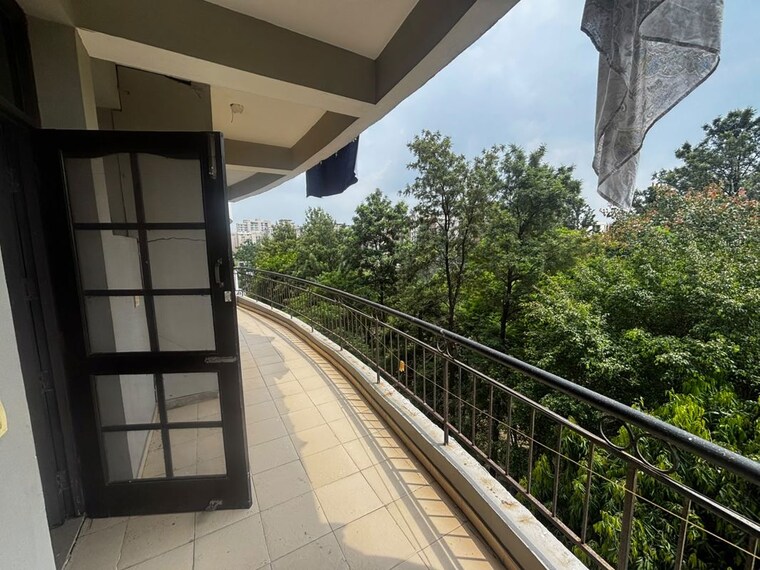Balcony, vip road 3 Bedroom 1790 Sq.Ft. Apartment In Vip Road Zirakpur 10559768