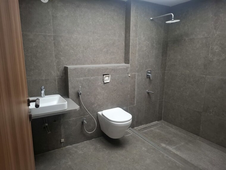 Bathroom, tej-navya 3 Bedroom 1652 Sq.Ft. Apartment In Erandwane Pune 10559745
