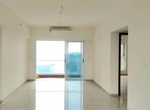 Room in 2 BHK Apartment at L And T Rejuve 360, Mulund West – for Rent