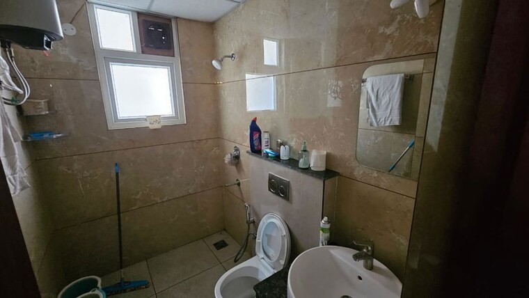Bathroom, allwin-el-spazia 3 Bedroom 1638 Sq.Ft. Apartment In Sanauli Zirakpur 10559845
