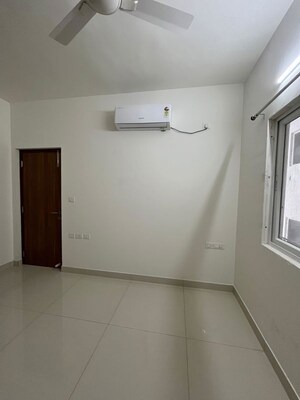 Room in 3 BHK Apartment at Prestige Tranquil, Kokapet – for Rent