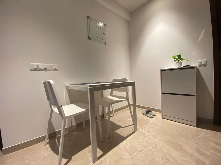 Gym, hiranandani-regent-hill 1 Bedroom 379 Sq.Ft. Apartment In Powai Mumbai 10559914