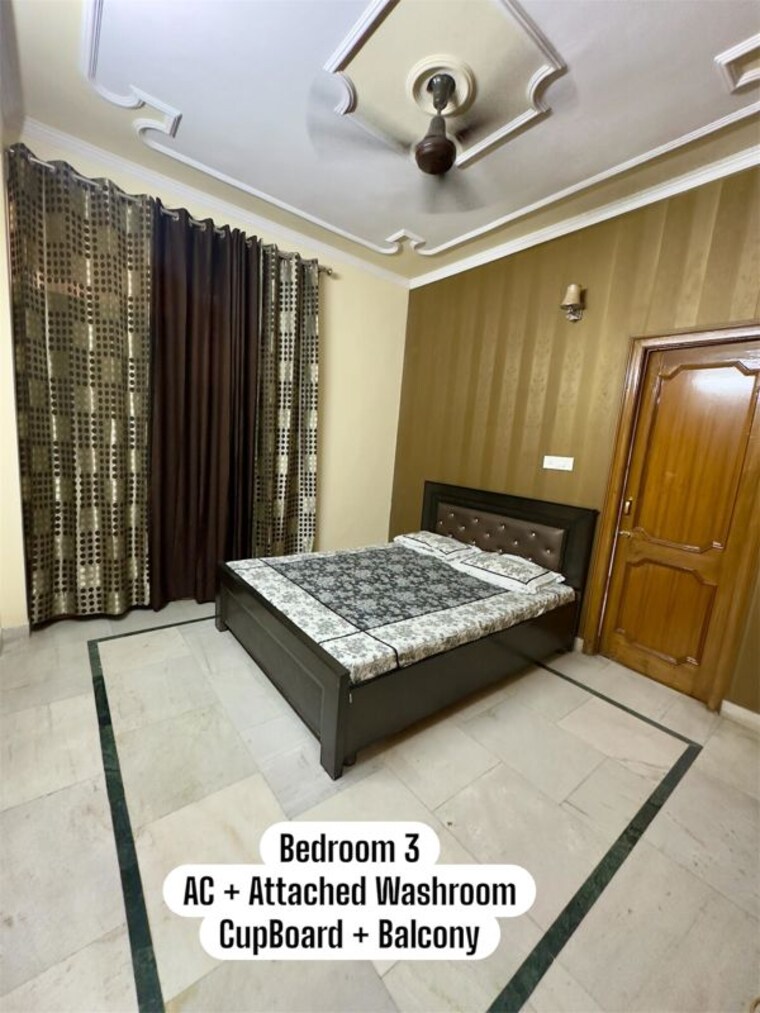 Bedroom, sector 50 3 Bedroom 2600 Sq.Ft. Builder Floor In Sector 50 Chandigarh 10559909