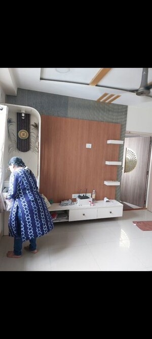 Bedroom in 1 BHK Apartment at Goregaon West – for Rent