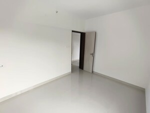 Room in 1 BHK Apartment at Ashar Metro Towers, Vartak Nagar – for Sale