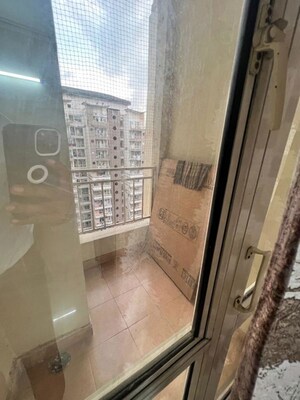 Bathroom in 2 BHK Apartment at Supertech Ecociti, Sector 137 – for Rent