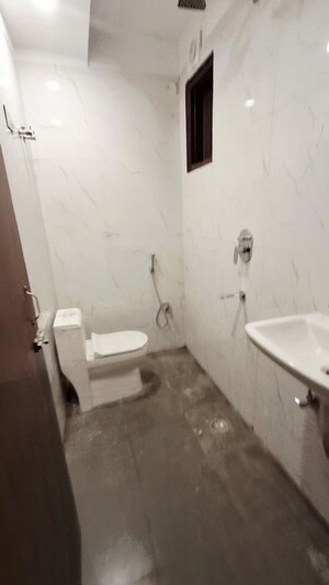 Bathroom in 1 BHK Builder Floor at Saket – for Rent