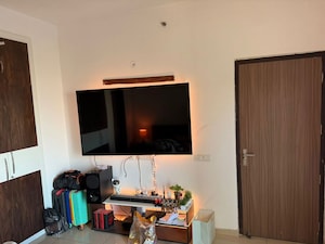 Furnished Amenities in 3 BHK Apartment at Gulshan Botnia, Sector 144 – for Rent