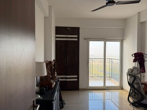 Living Room in 3 BHK Apartment at Gulshan Botnia, Sector 144 – for Rent