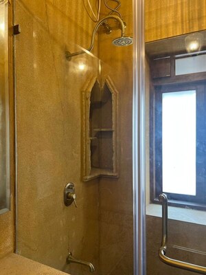 Furnished Amenities in 3 BHK Apartment at Connaught Mansion, Colaba – for Rent