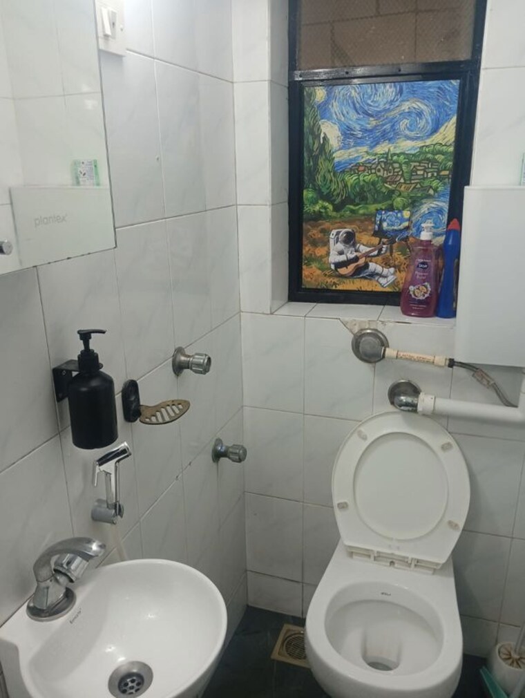 Bathroom, blase-view-chs 2 Bedroom 780 Sq.Ft. Apartment In Jogeshwari West Mumbai 10560008