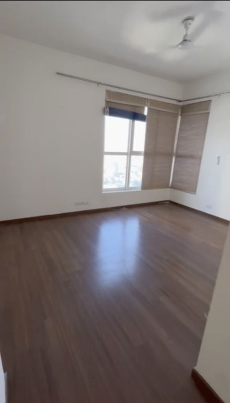 3 BHK + Servant Room 2700 Sq.Ft. Apartment in M3M Merlin