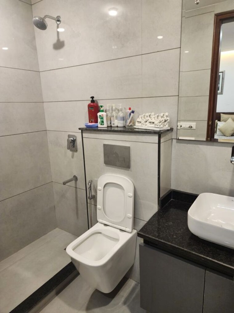 Bathroom, sector 6 dwarka 3 Bedroom 2000 Sq.Ft. Apartment In Sector 6 Dwarka Delhi 10560031