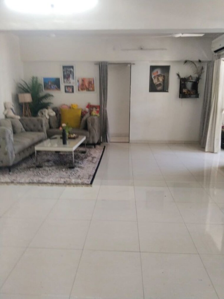 Living Room, shelter-complex 3 Bedroom 1500 Sq.Ft. Apartment In Kharghar Navi Mumbai 10560037