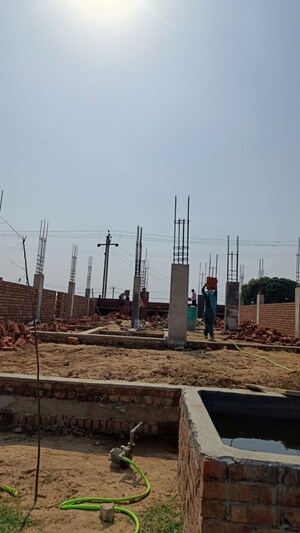  Plot – Exterior View View at North Mullanpur - for Sale