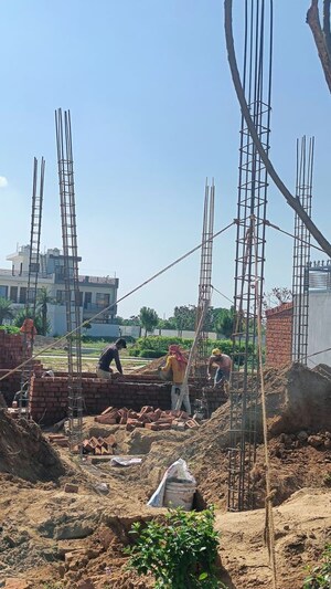  Plot – Exterior View View at North Mullanpur - for Sale