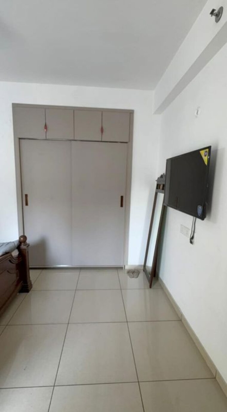 Bathroom, gulshan-botnia 2.5 Bedroom 1160 Sq.Ft. Apartment In Sector 144 Noida 10560049