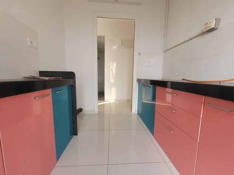 Kitchen, godrej-emerald 1.5 Bedroom 550 Sq.Ft. Apartment In Ghodbunder Road Thane 10560060