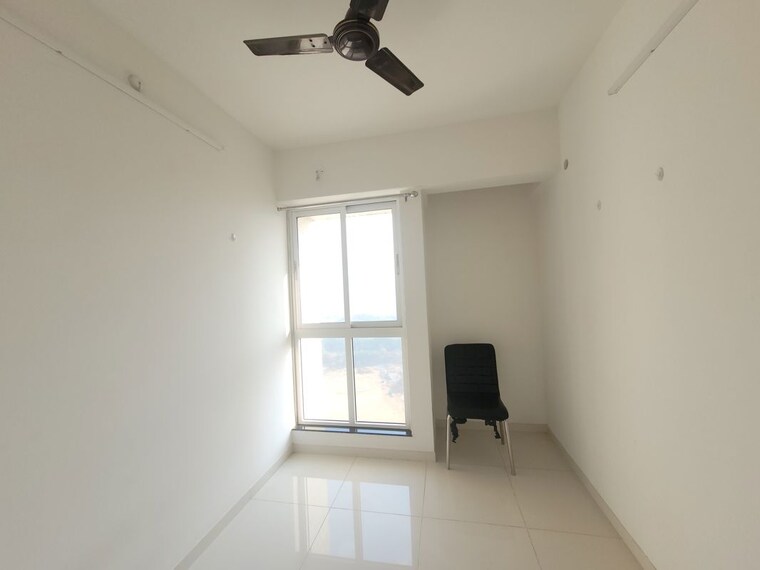 Room, godrej-emerald 1.5 Bedroom 550 Sq.Ft. Apartment In Ghodbunder Road Thane 10560060