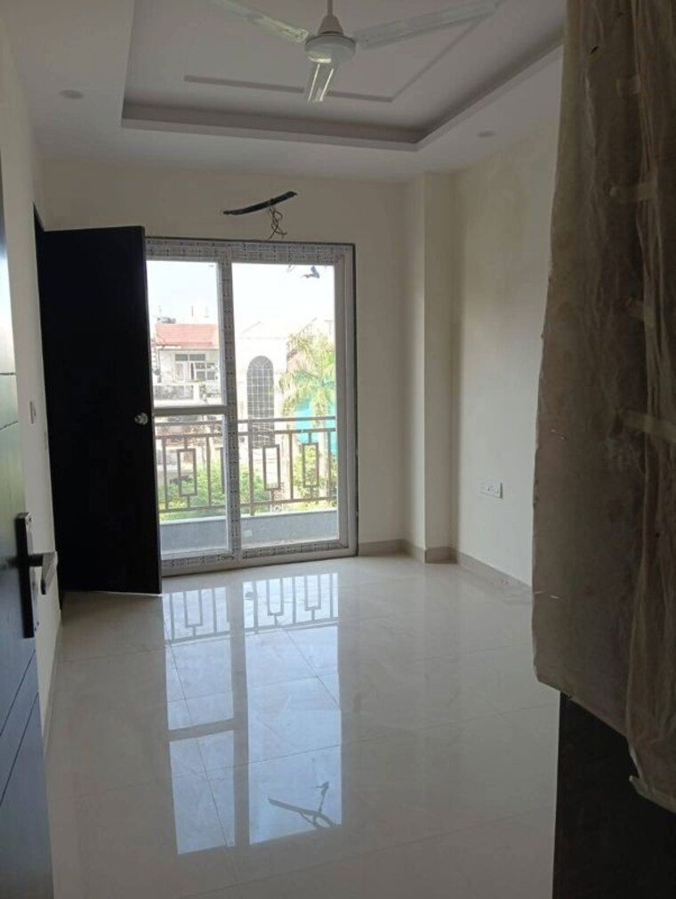 Room, puri-emerald-bay 3 Bedroom 2450 Sq.Ft. Apartment In Sector 104 Gurgaon 10560079