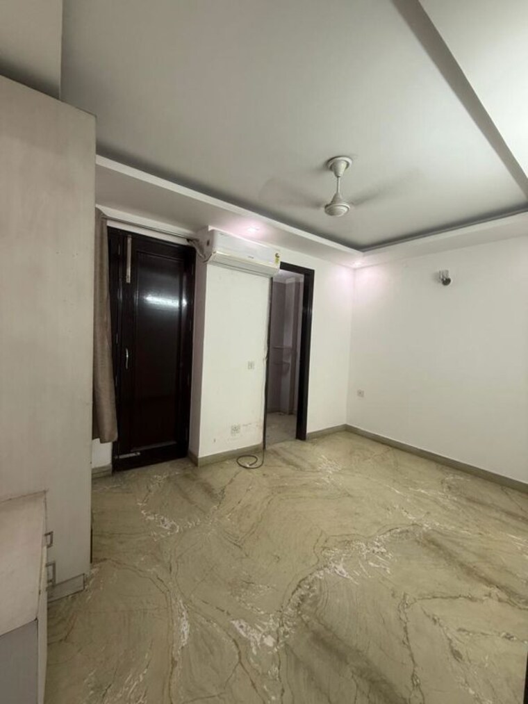 Room, kalkaji 2 Bedroom 900 Sq.Ft. Builder Floor In Kalkaji Delhi 10560092