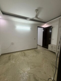 2 BHK Builder Floor For Rent in Kalkaji