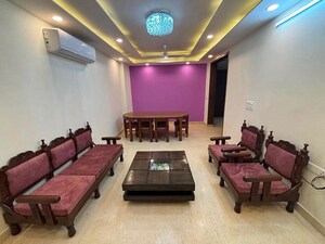 2 BHK Builder Floor For Rent in Kalkaji