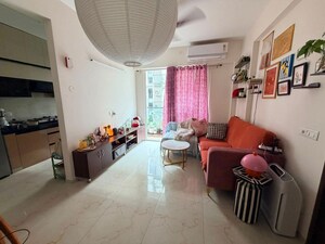 Team Area in 3 BHK Apartment at M3M Soulitude, Sector 89 – for Rent