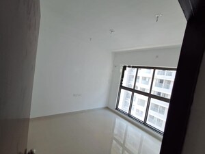 Furnished Amenities in 1 BHK Apartment at UK Iridium, Kandivali East – for Rent