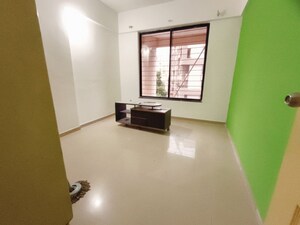Room in 3 BHK Apartment at Kolte Patil Margosa Heights, Mohammadwadi – for Rent