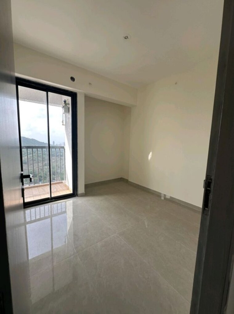 Room, dhamji-shamji-mahavir-spring-tulip-phase-1 2 Bedroom 1200 Sq.Ft. Apartment In Pokhran Road No Two Thane 10560145