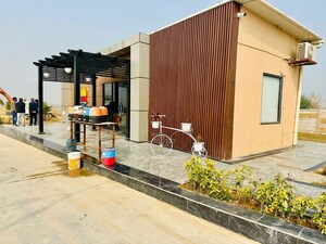  Plot – Exterior View View at Chhata - for Sale