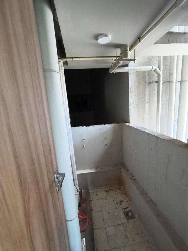 Bathroom, sheth-irene 1 Bedroom 660 Sq.Ft. Apartment In Malad West Mumbai 10560213